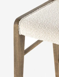 Hunter Bar And Counter Stool -Default Template 5 225811 002 DET 4