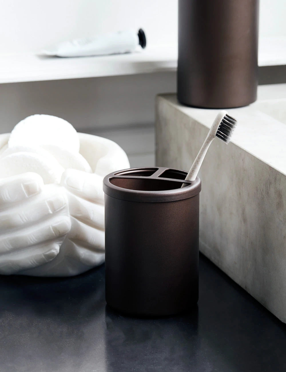 Bond Bath Accessories 4 Bond Bath Accessories - Image 2