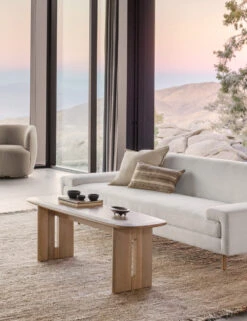 Henrik Bench -Default Template 5 HaganLivingRoom 20987 SITECROP 2