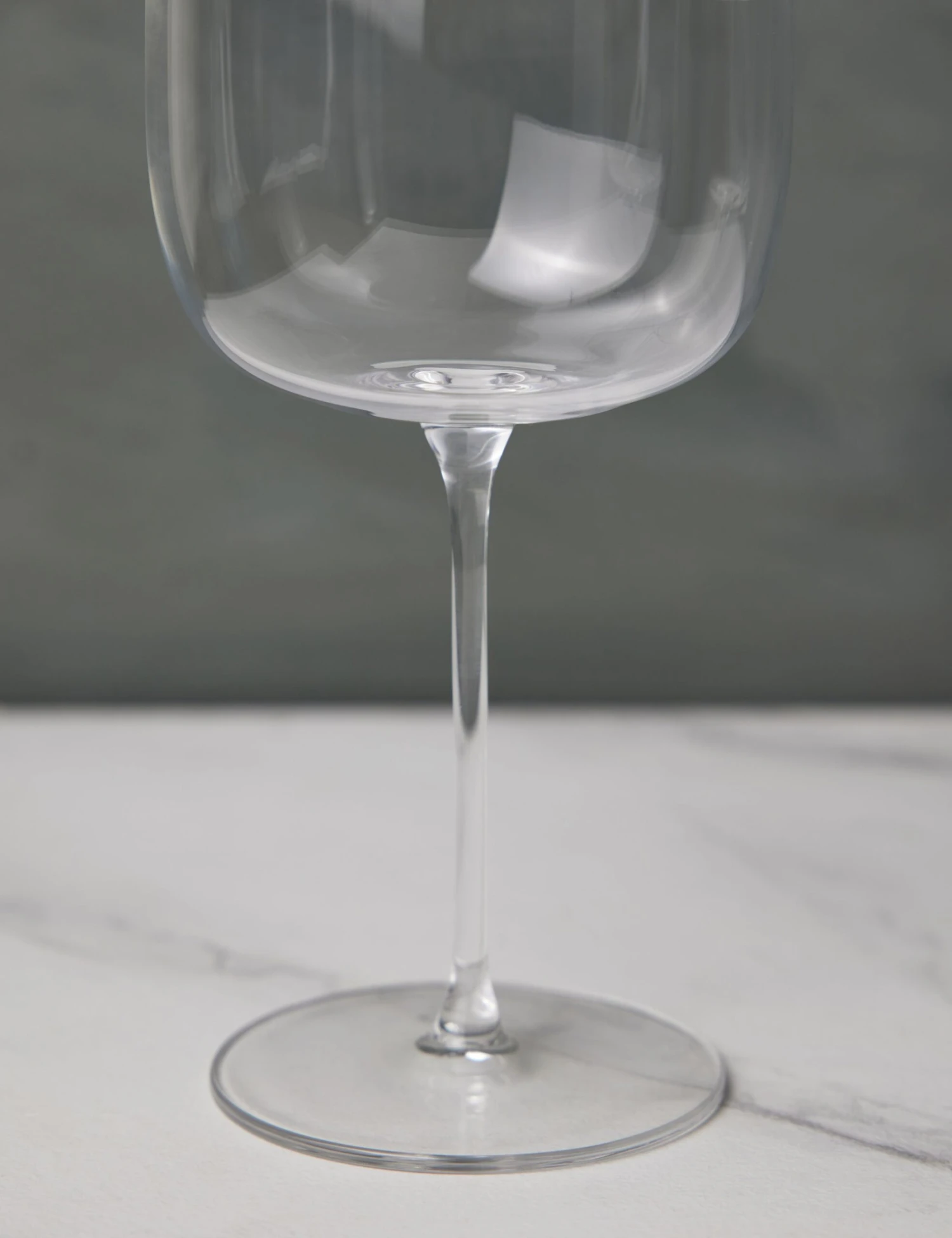 Borough Grand Cru Wine Glass (Set Of 4) By LSA International 5 Borough Grand Cru Wine Glass (Set Of 4) By LSA International - Image 3